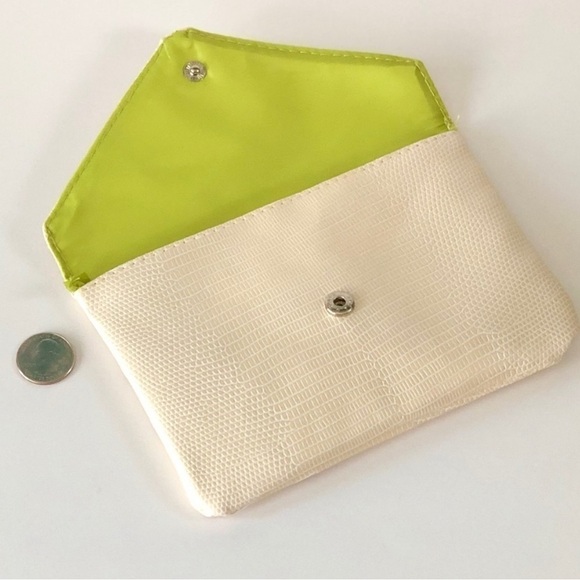 Ipsy Glam Makeup Bag | Textured Reptile - Picture 2 of 5